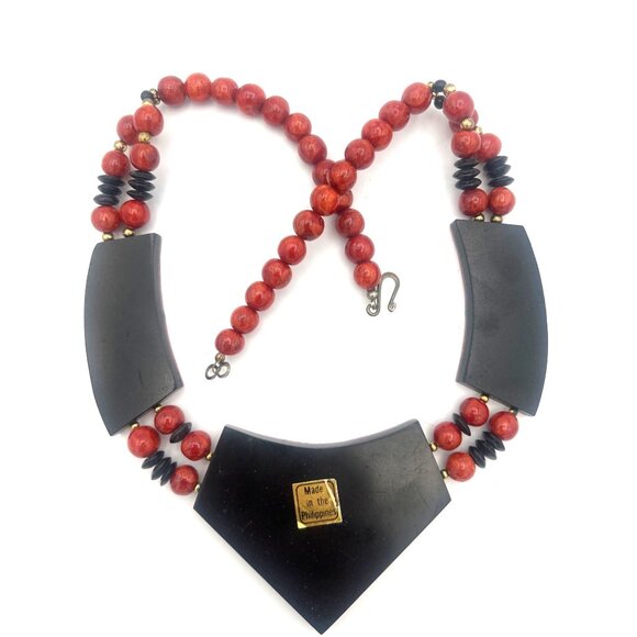 Handcrafted Red Coral Necklace Beaded Geometric Pendants Black Disk Philippines - Picture 4 of 8